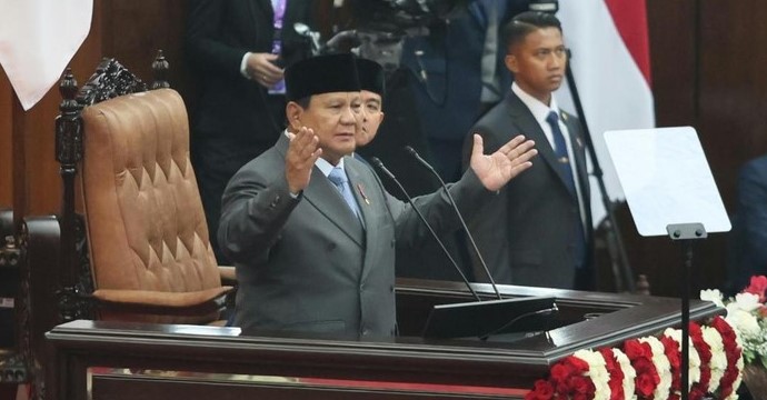 Mengabdi pada Negara, Bukan Golongan: Prabowo Tegaskan Orang Dekat Tak Kebal Hukum